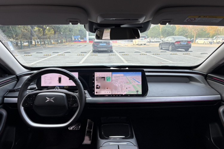 小鹏P7 2020款 670E中控内饰7004