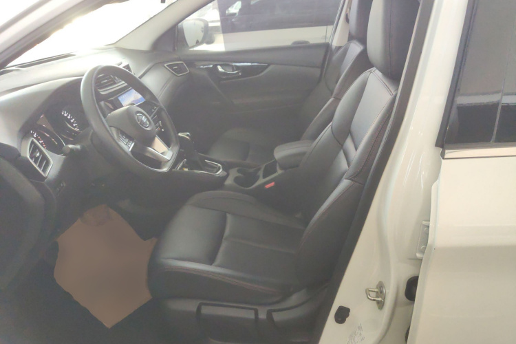 日产 逍客 2022款 2.0L CVT XV智享版中控内饰19