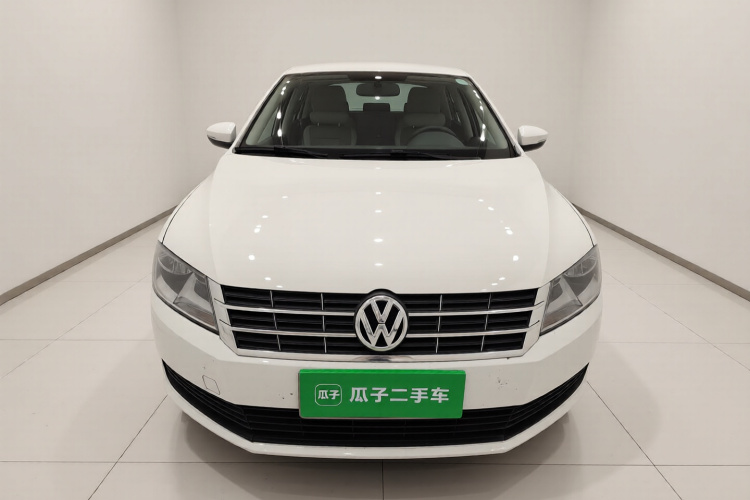 大众 朗逸 2015款 1.6L 自动风尚版车身外观2