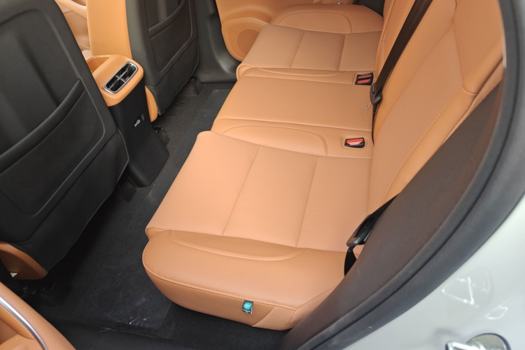 零跑汽车 零跑C10 2026款 605悦享版中控内饰21