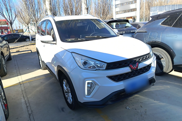 五菱汽车 五菱宏光S3 2018款 1.5L 手动豪华型 国V车身外观3