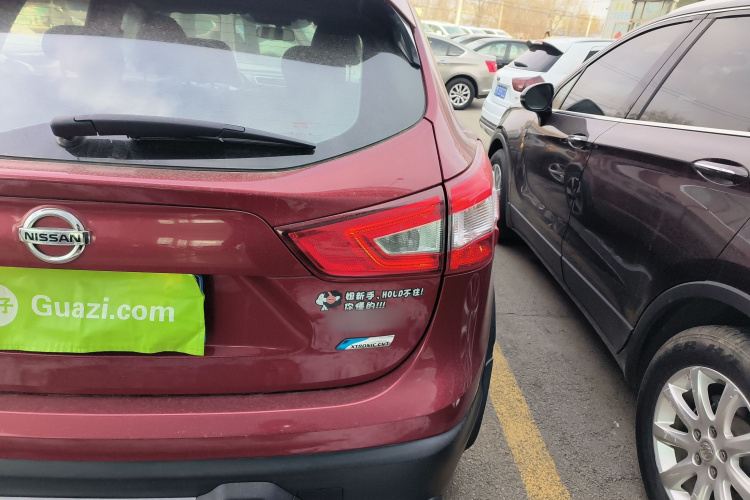 日产 逍客 2016款 2.0L CVT豪华版车身外观9