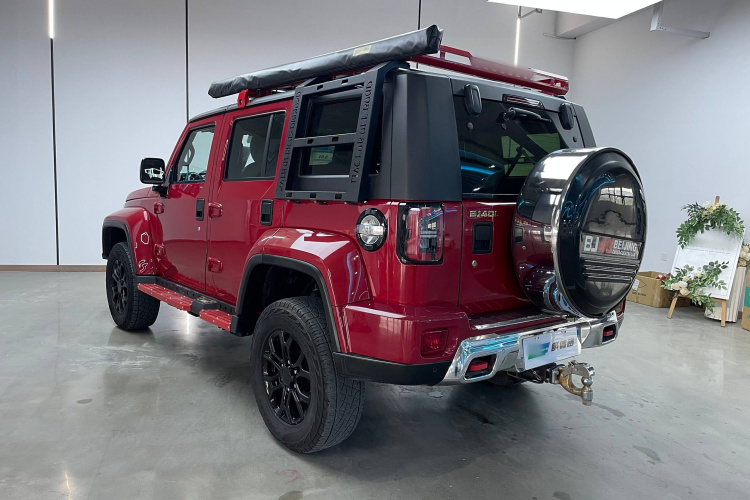 北京BJ40 2019款 2.3T 自动四驱城市猎人版旗舰型 国VI车身外观6004