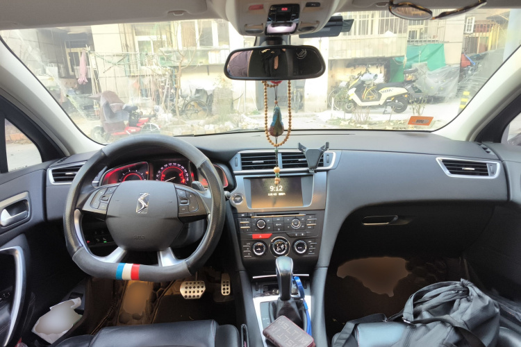 DS 4S 2016款 1.6T 自动智享科技版THP160中控内饰7002