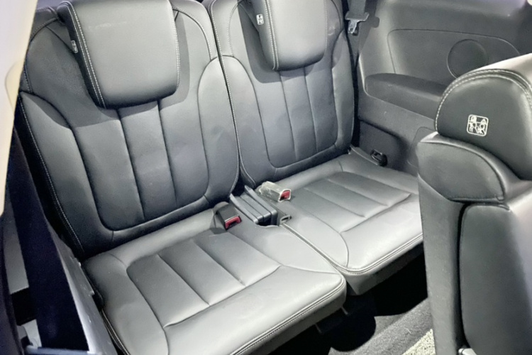 比亚迪 宋MAX 2017款 1.5T 自动智联豪华型 7座局部细节41