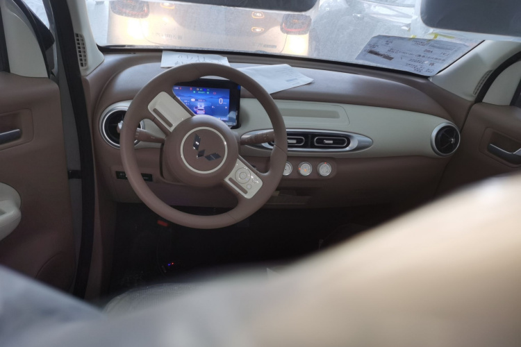 五菱汽车 宏光MINIEV 2025款 四门版 进阶款中控内饰12