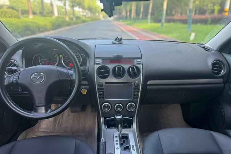 马自达6 2013款 2.0L 自动时尚型中控内饰7002