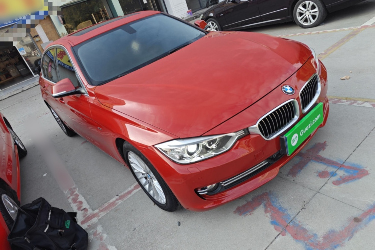 宝马3系 2015款 320Li 超悦版豪华设计套装车身外观3