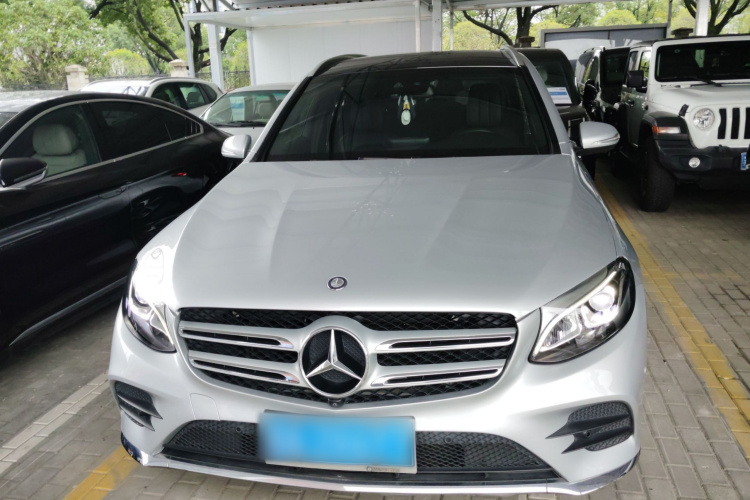奔驰GLC 2017款 GLC 260 4MATIC 豪华型车身外观2