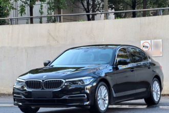 宝马5系 2019款 改款 530Li 尊享型 豪华套装