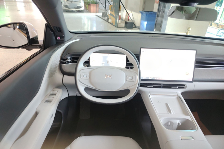 小鹏G6 2025款 625 长续航 Max 科技版局部细节13