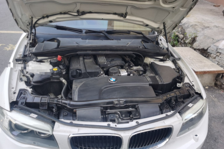 宝马1系(进口) 2011款 120i 敞篷轿跑车局部细节24