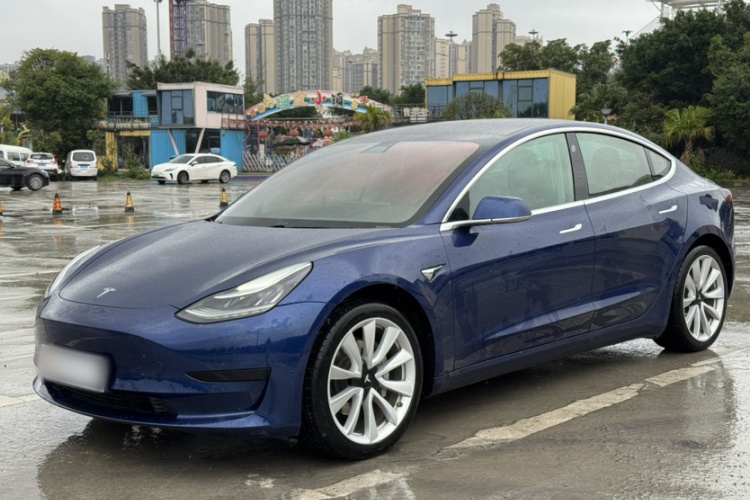 特斯拉 Model 3 2019款 标准续航后驱升级版车身外观6005