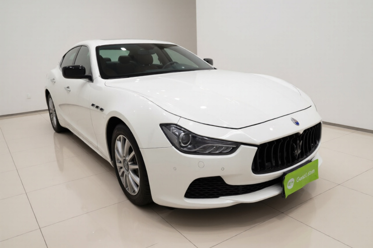 玛莎拉蒂 Ghibli 2014款 3.0T 标准版车身外观3