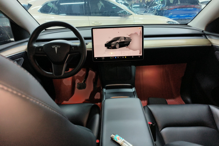 特斯拉 Model Y 2022款 改款 后轮驱动版中控内饰12