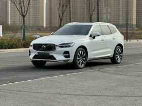 沃尔沃XC60 2024款 B5 四驱智远豪华版
