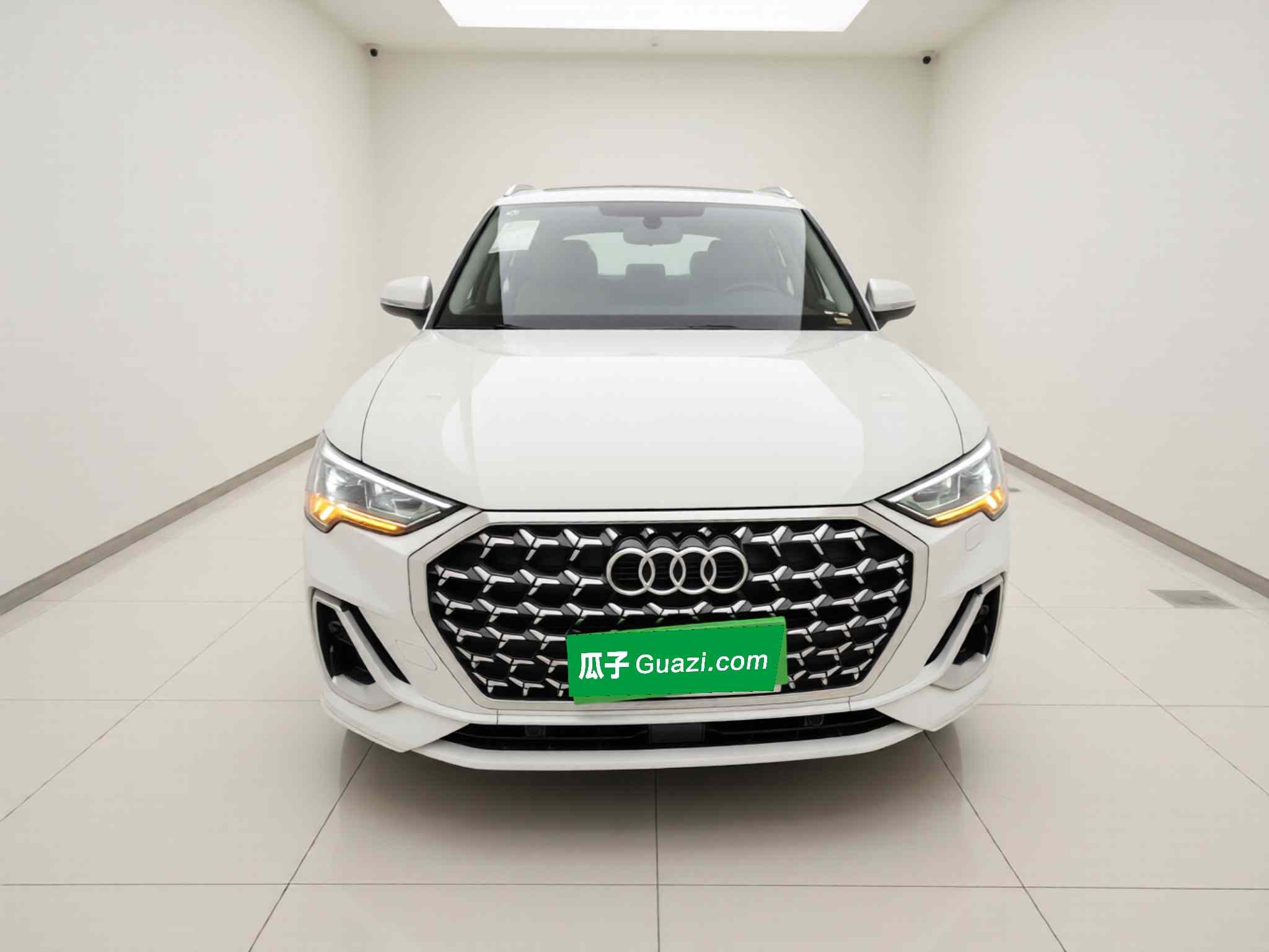 奥迪Q3 2024款 35 TFSI 进取动感型(1)