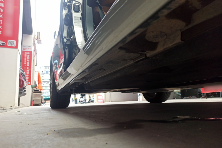 雷克萨斯ES 2023款 200 卓越版局部细节9001