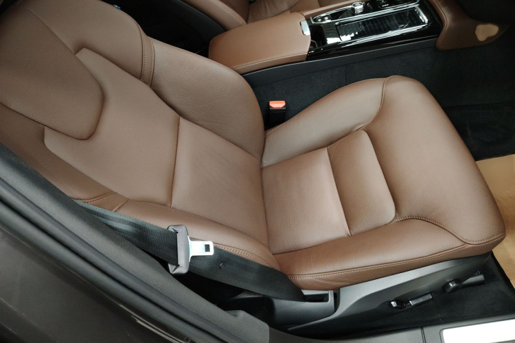 沃尔沃S90新能源 2022款 T8 E驱混动 智逸豪华版局部细节41