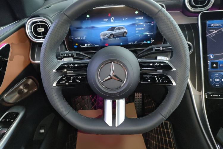 奔驰GLC 2023款 改款 GLC 300 L 4MATIC 豪华型 7座中控内饰13