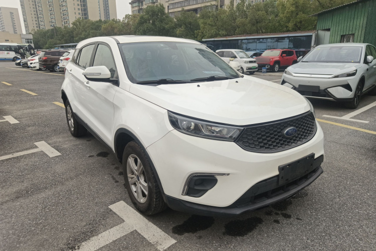 福特 领界 2019款 EcoBoost 145 CVT精领型 国VI车身外观3