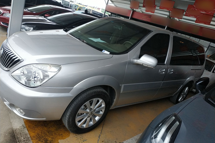 别克GL8 2014款 2.4L 经典版车身外观6003