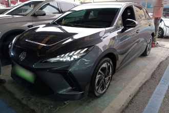 名爵 MG4 EV 2023款 415km 出海冠军版