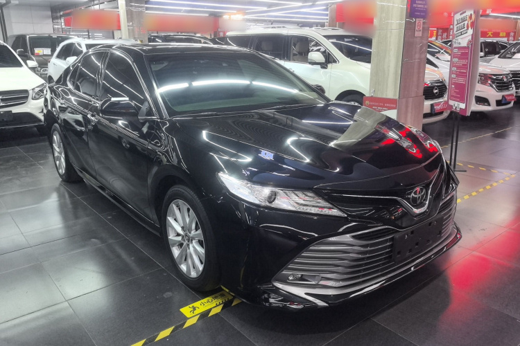 丰田 凯美瑞 2018款 2.0G 豪华版车身外观6002