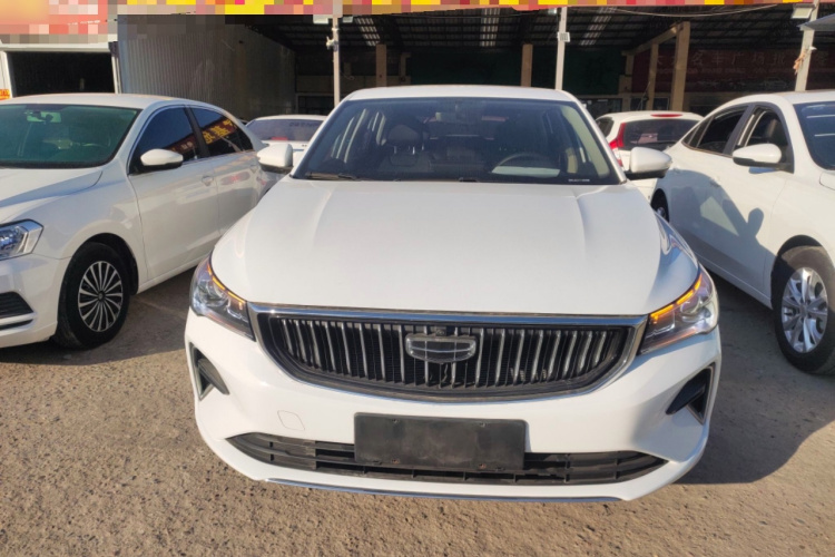 吉利汽车 帝豪 2022款 第4代 1.5L CVT尊贵型车身外观2