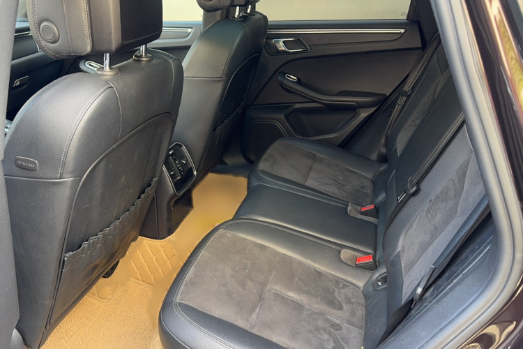 保时捷 2016款 Macan 2.0T中控内饰7002