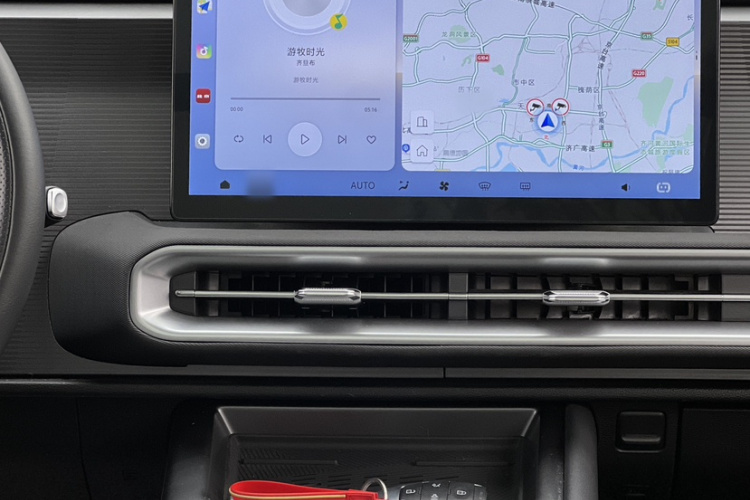 北京越野 北京BJ30 2024款 1.5T 魔核电驱进阶版中控内饰7002