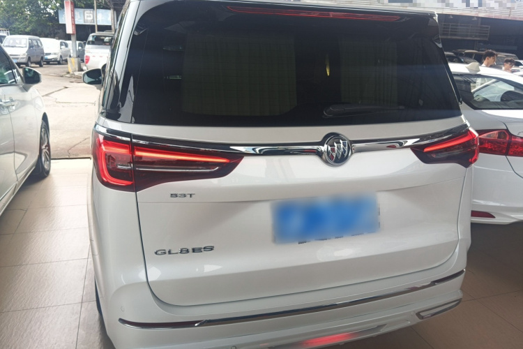 别克GL8 2021款 ES陆尊 653T 舒适型车身外观6