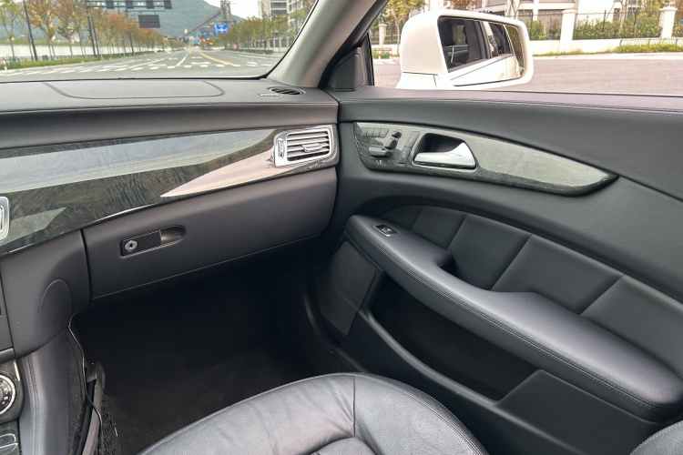 奔驰CLS 2012款 CLS 300 CGI中控内饰7010