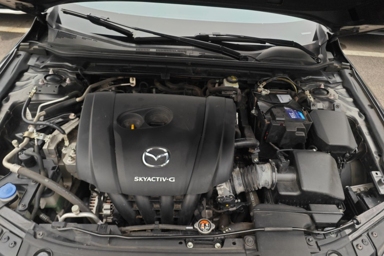 马自达3 昂克赛拉 2020款 2.0L 自动质雅版机舱底盘24