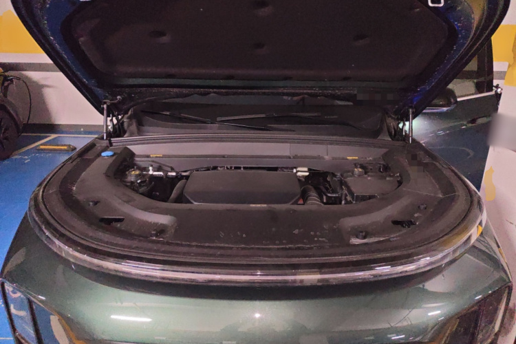 理想汽车 理想L9 2024款 Ultra局部细节24