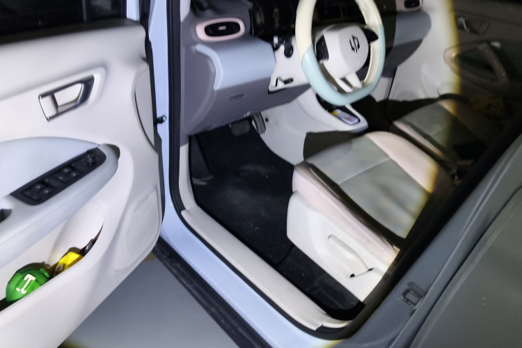 零跑汽车 零跑T03 2023款 403智享版中控内饰7003