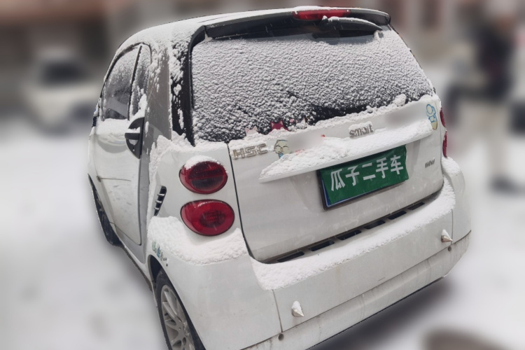 smart fortwo 2011款 1.0 MHD 硬顶激情版车身外观6003