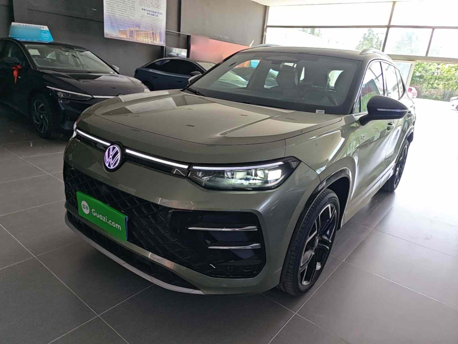大众 2025款 探岳L 380TSI 四驱豪华Easy包(2)