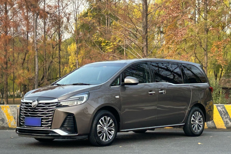 别克GL8 2023款 陆上公务舱 652T 豪华型车身外观6001