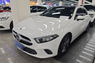 奔驰A级(进口) 2019款 A 200 动感型