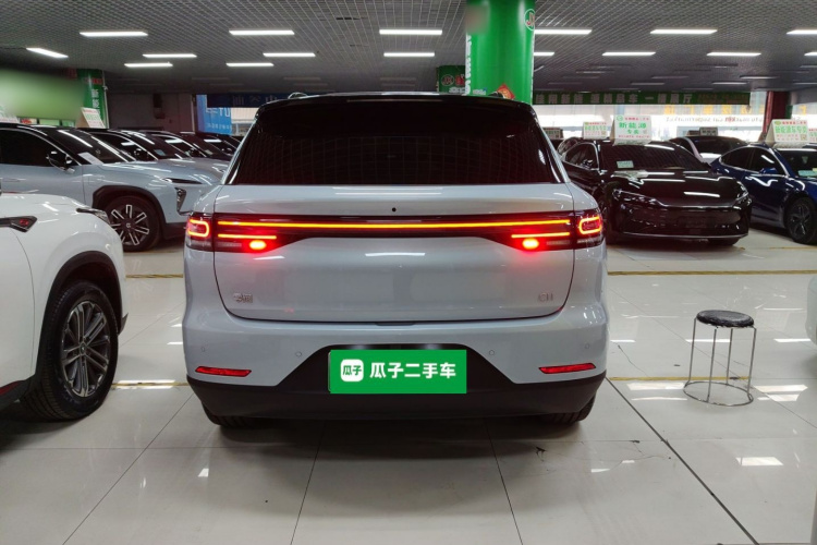 零跑汽车 零跑C11 2026款 增程 300激光雷达智尊版车身外观6