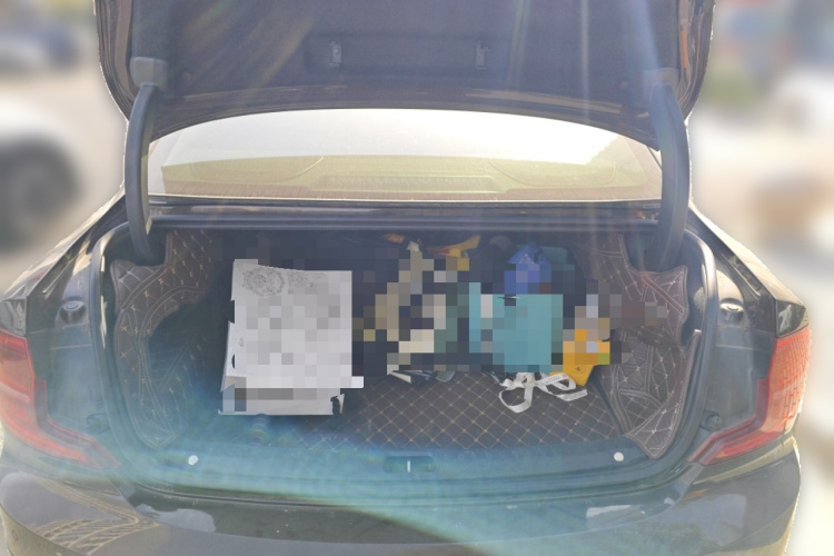 沃尔沃S90 2017款 T4 智逸版中控内饰23