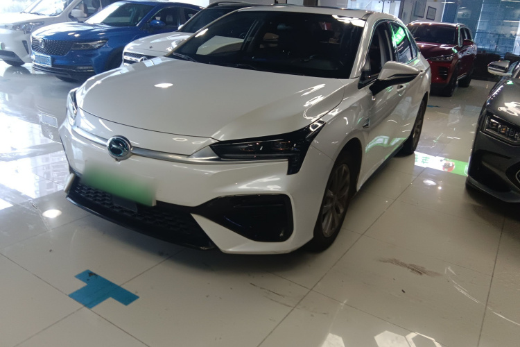 埃安 AION S 2023款 魅 580 磷酸铁锂车身外观1