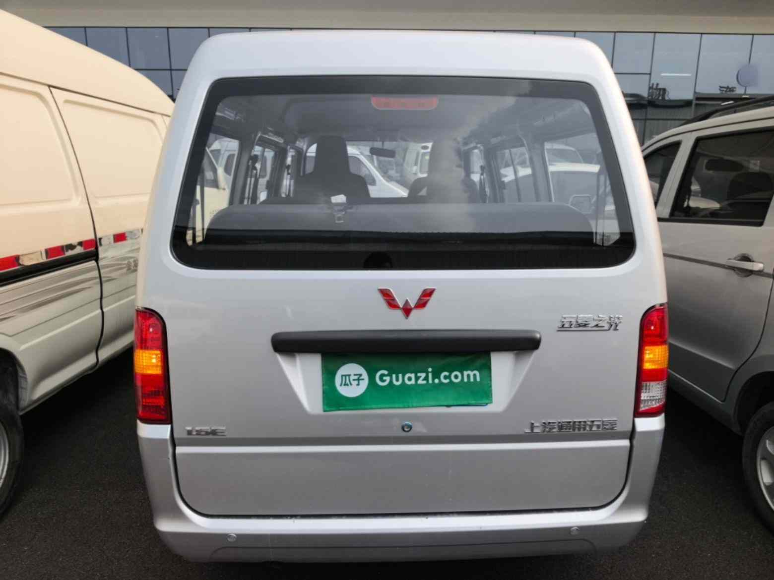 五菱汽车 五菱之光 2023款 1.5L 实用型 5/7座(3)