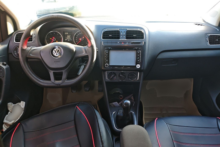 大众 Polo 2014款 1.6L 手动舒适版中控内饰12