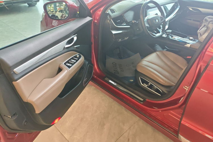 吉利汽车 博瑞 2018款 1.5T MHEV 耀尊版中控内饰20