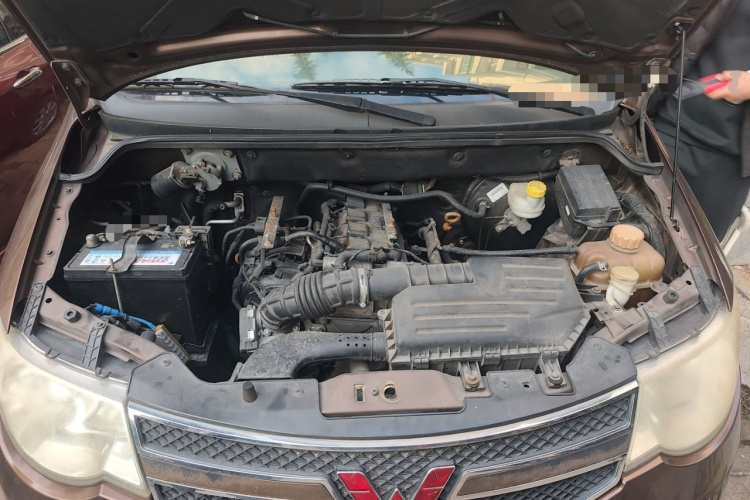 五菱汽车 五菱宏光 2014款 1.5L S自动豪华型局部细节24