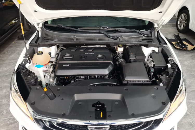 吉利汽车 缤瑞 2019款 200T DCT缤驰版机舱底盘24