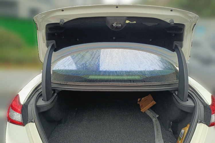 玛莎拉蒂 Ghibli 2014款 3.0T 标准版局部细节23