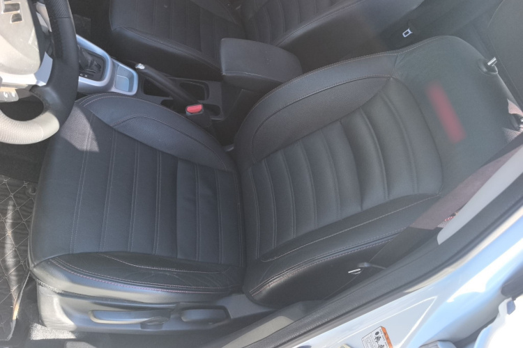 铃木 维特拉 2016款 1.4T 自动两驱豪华型局部细节19